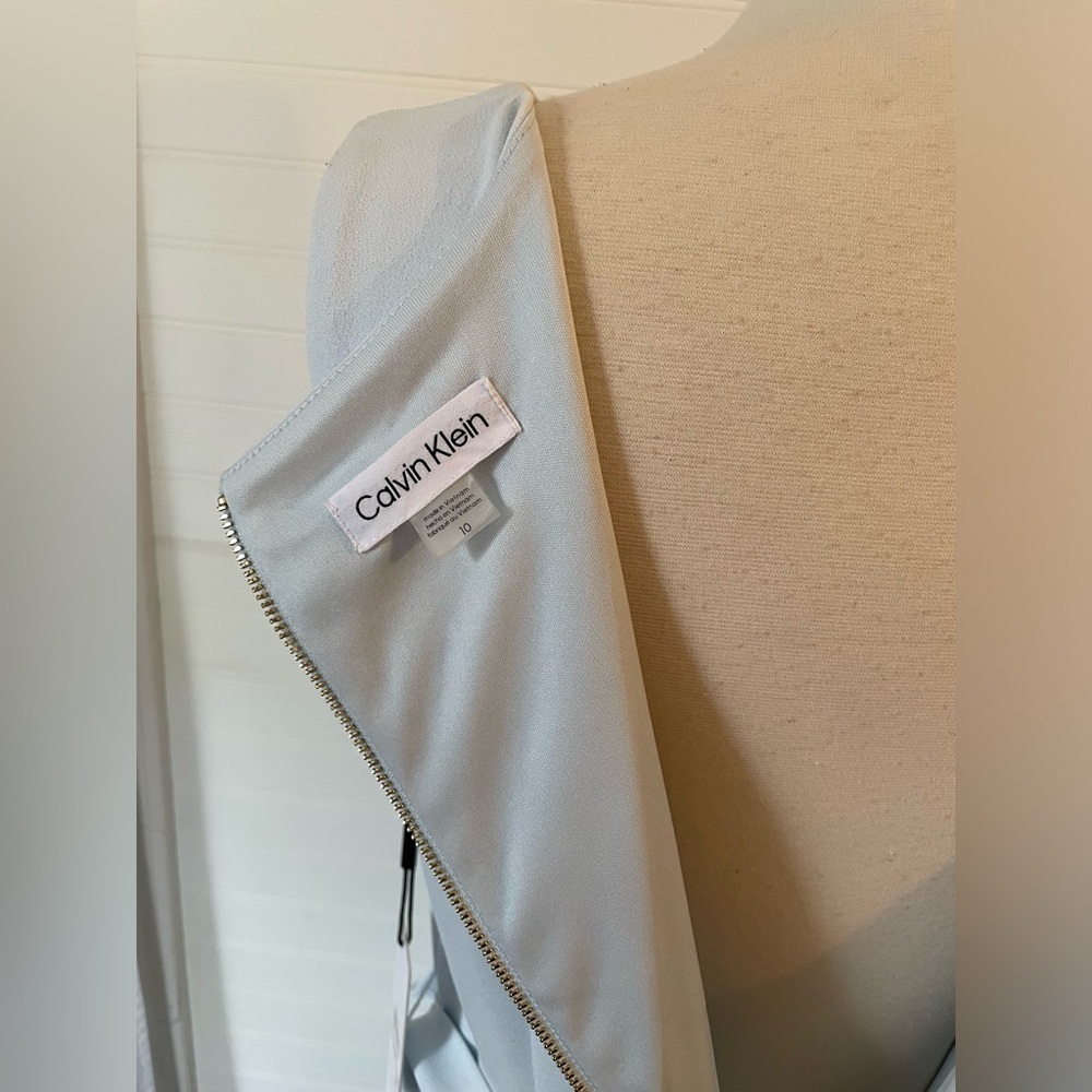 Calvin Klein Light Blue Crepe Ruffle Tulip Hem Faux Wrap Dress NWT Size 10 - Picture 11 of 13